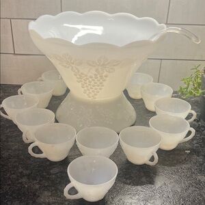 Anchor Hocking Milk White Punch Set with Vintage Design. Exc vintage condition